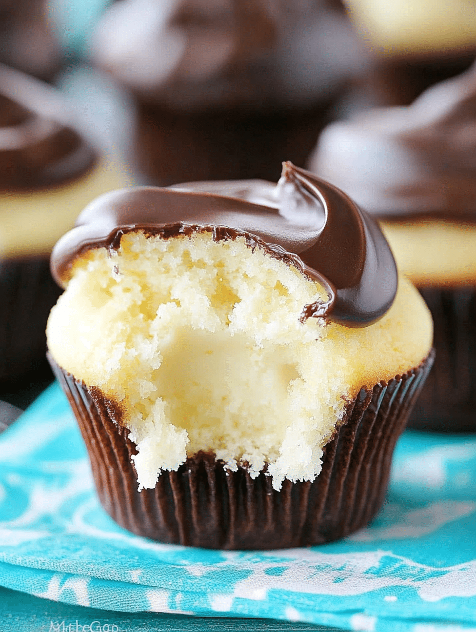 Boston Cream Pie Cupcakes – Easy Classic with Custard | 3-Step Guide